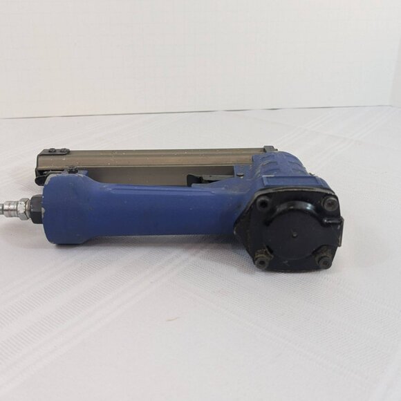 Banks Pneumatic Air Finishing Nailer 18 gauge model F32 - Picture 6 of 8
